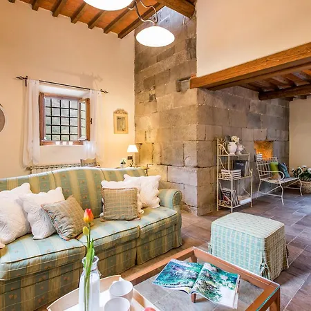 Σπίτι διακοπών Luxurious In Πιστόια